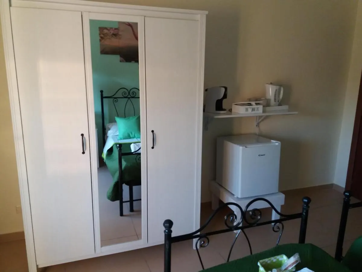 Bed And Breakfast Le Sirene 2.0 Bari 0*,  Italy
